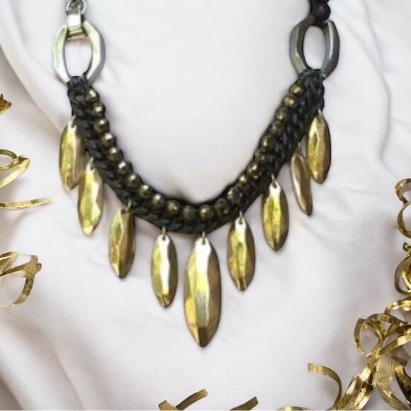 stella & dot ~ safari statement necklace ~ limited edition retired gold black